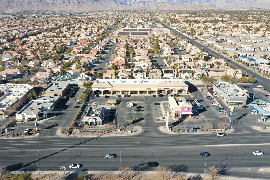 3585 S Durango Dr, Las Vegas, NV for lease - Building Photo - Image 3 of 12