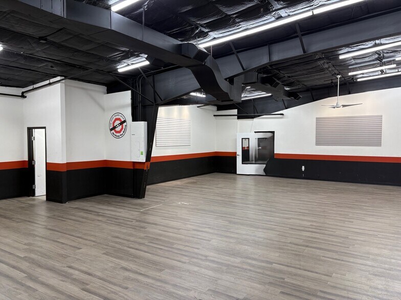 21-29 Union Ave, Somerville, NJ à louer - Photo du bâtiment - Image 3 de 7