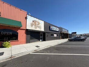 115 E Naches Ave, Selah, WA for lease Interior Photo- Image 2 of 15