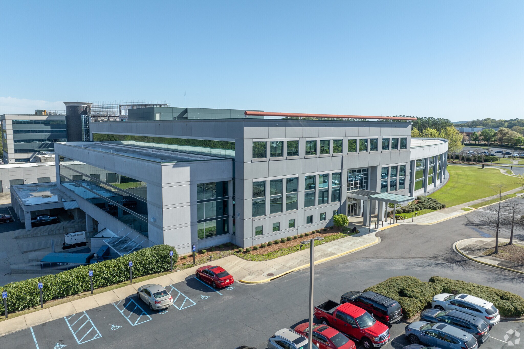 200 Wildwood Pky, Birmingham, AL for lease Primary Photo- Image 1 of 6