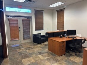 20622 N Cave Creek Rd, Phoenix, AZ for lease Interior Photo- Image 2 of 11