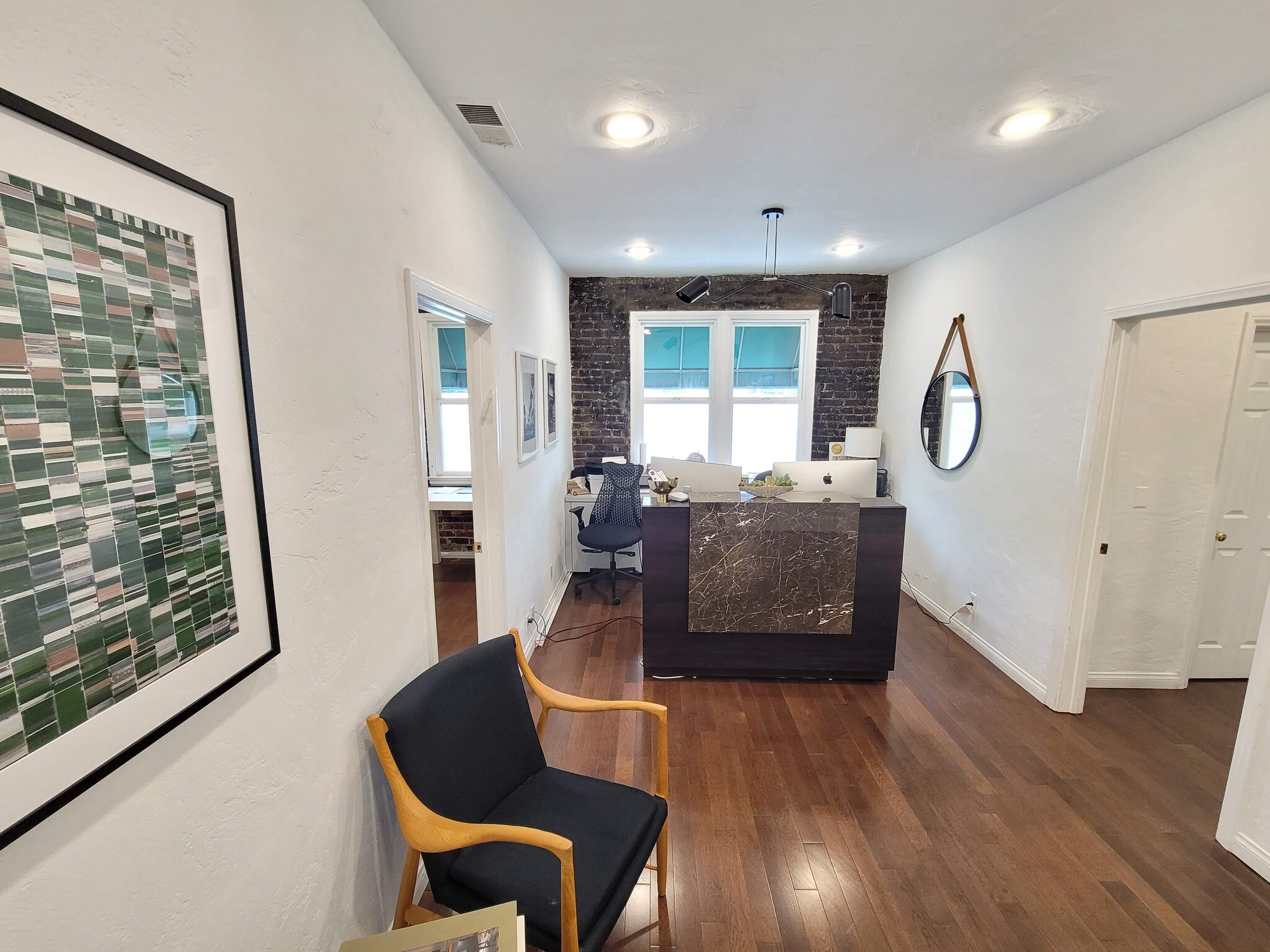 9032-9040 Burton Way, Beverly Hills, CA for lease Interior Photo- Image 1 of 5