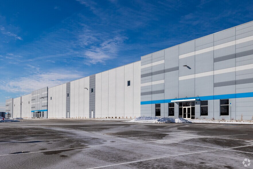 1100 NW Main St, Lee's Summit, MO à louer - Photo principale - Image 2 de 3