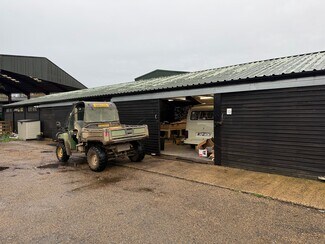 Plus de détails pour Unit 16 Charlwood Place, Norwood Hill Rd, Horley - Industriel à louer