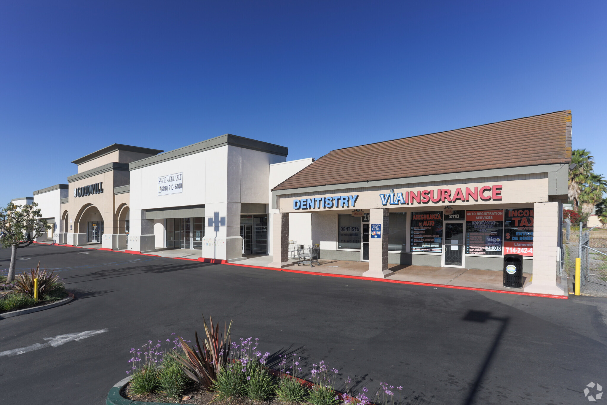 2100-2144 S Bristol St, Santa Ana, CA for lease Building Photo- Image 1 of 8