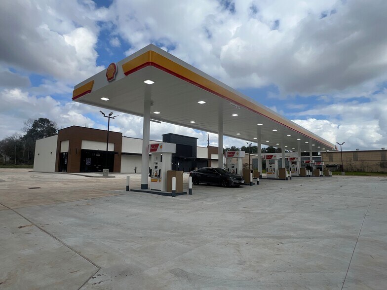 1082 FM 830, Willis, TX à louer - Photo du bâtiment - Image 3 de 3