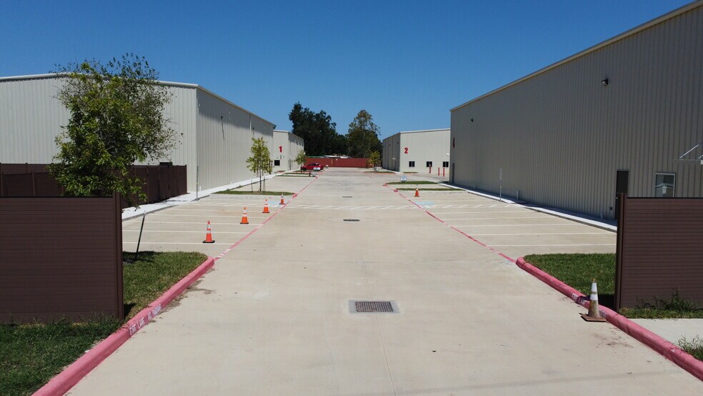 314 W Riley Fuzzel Rd, Spring, TX à louer - Aérien - Image 1 de 5