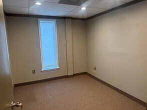 2601 Emory Rd, Finksburg, MD à louer Photo intérieure- Image 2 de 4