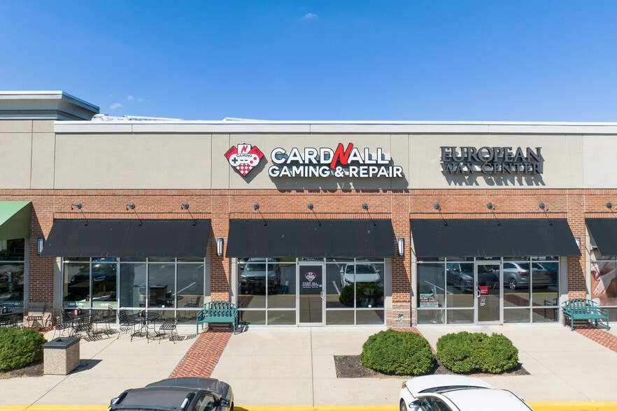 12911 Shelbyville Rd, Louisville, KY for lease - Building Photo - Image 2 of 7