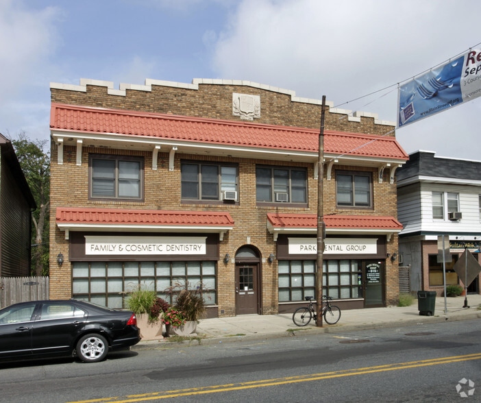 513R Raritan Ave, Highland Park, NJ for lease - Primary Photo - Image 1 of 3