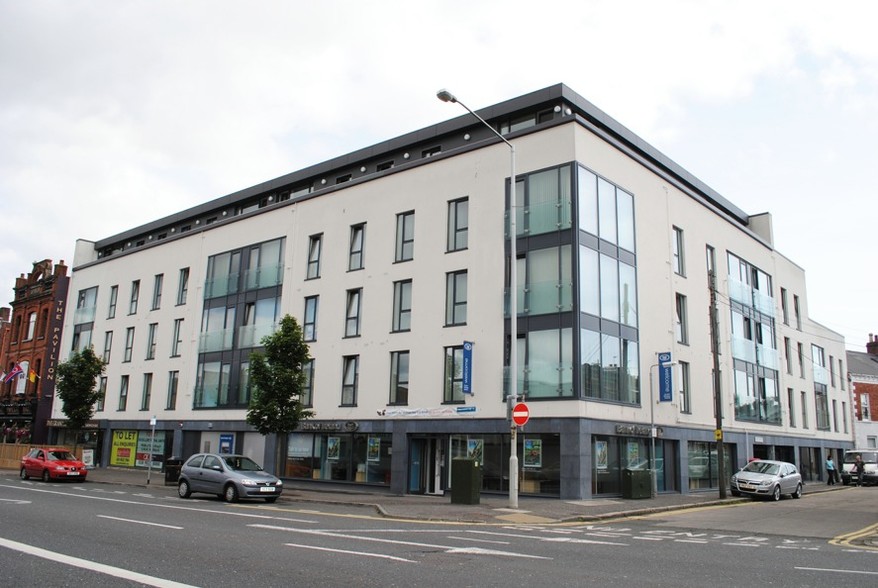 300-310 Ormeau Rd, Belfast à louer - Photo du bâtiment - Image 1 de 3