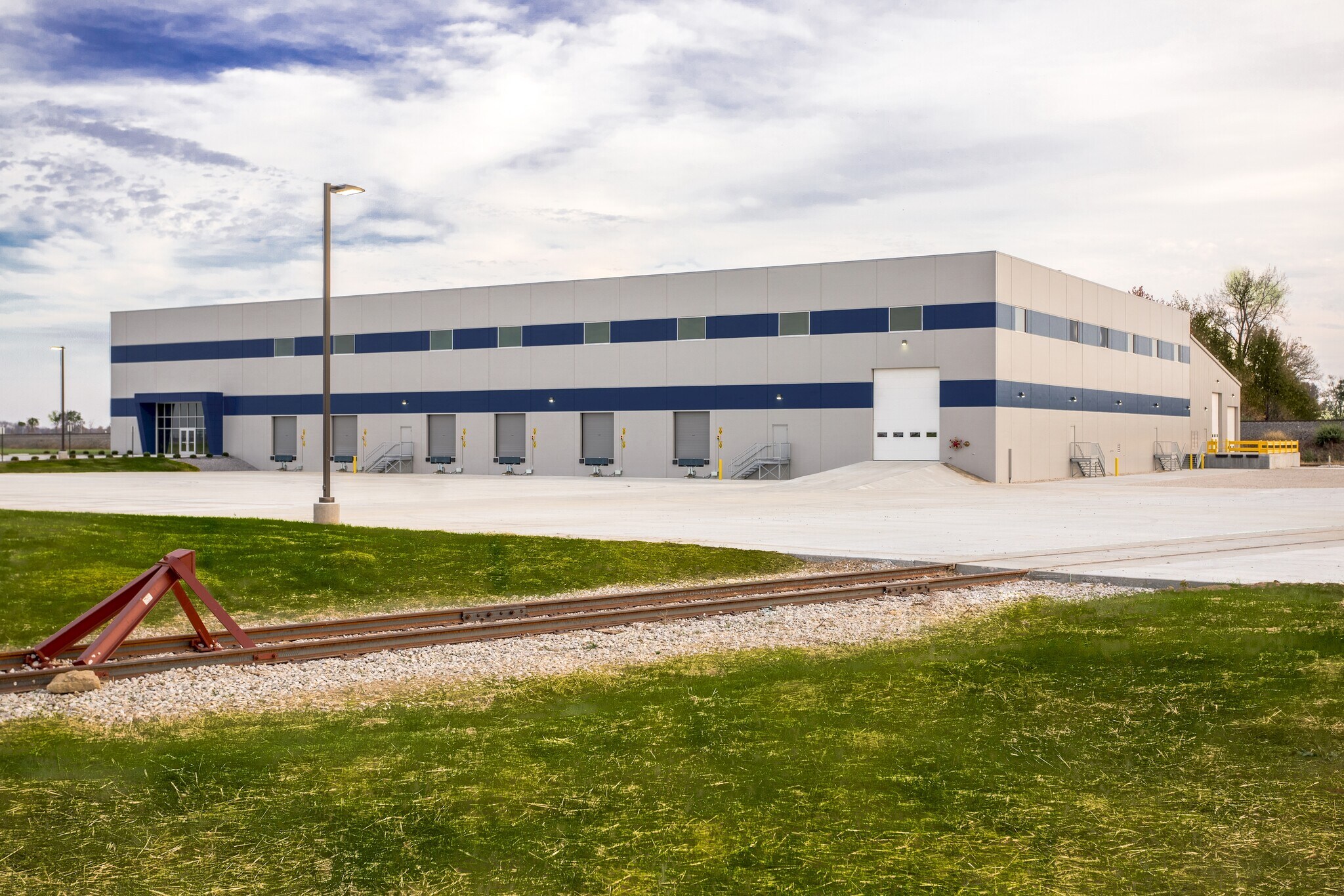 1851 Technology Dr, Washington, IN à vendre Photo du bâtiment- Image 1 de 1