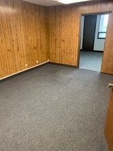 4433 W Touhy Ave, Lincolnwood, IL for lease Interior Photo- Image 2 of 6