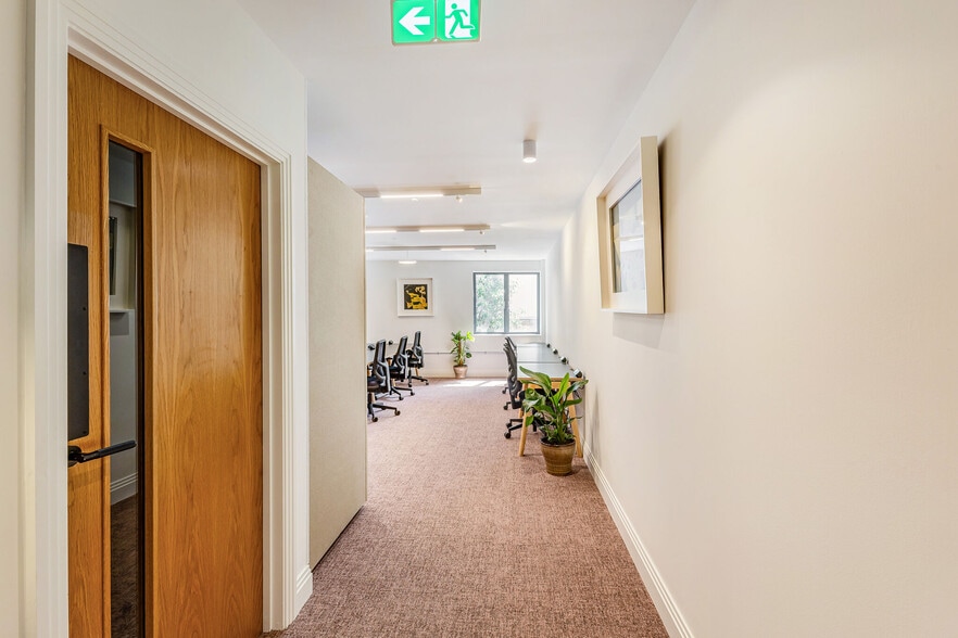44 Copperfield St, London for lease - Interior Photo - Image 2 of 14