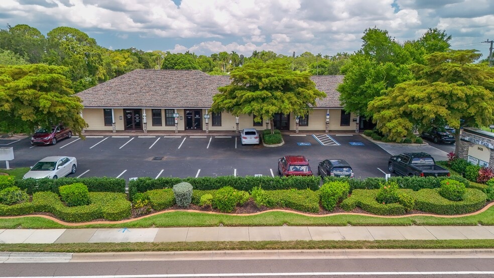 2429 Manatee Ave E, Bradenton, FL for lease - Building Photo - Image 2 of 18