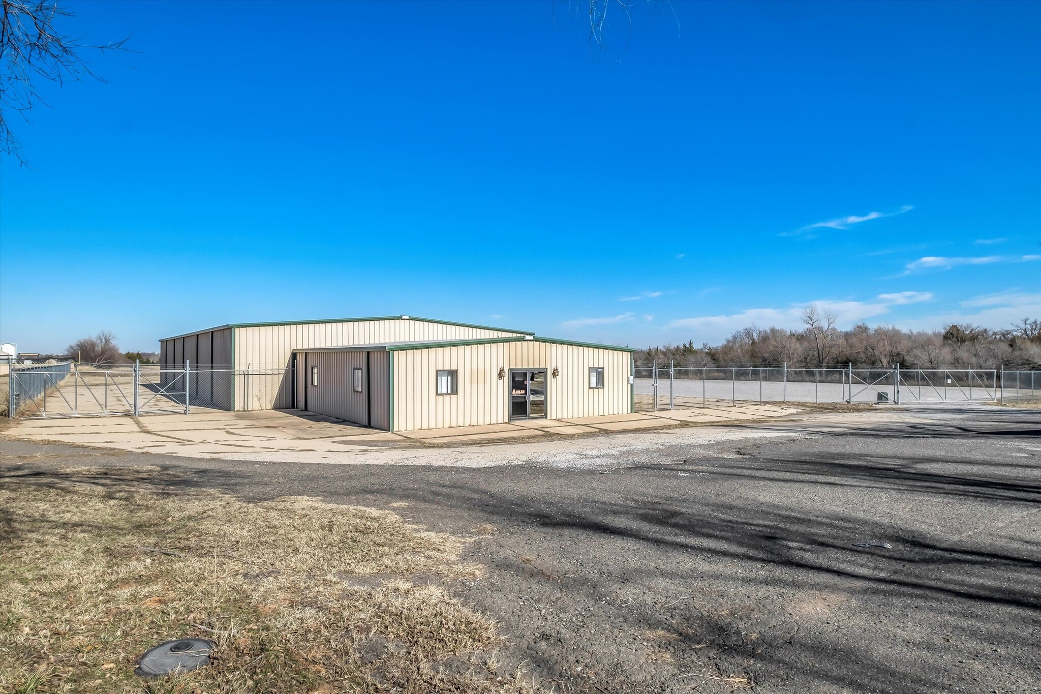 502 E Triplett Rd, Guthrie, OK à vendre Photo du bâtiment- Image 1 de 1