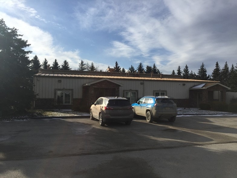 3025 Mullins Ct, Oxford, MI for sale - Building Photo - Image 3 of 11