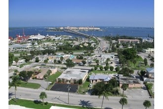 706 N 7th St, Fort Pierce, FL - Aérien  Vue de la carte