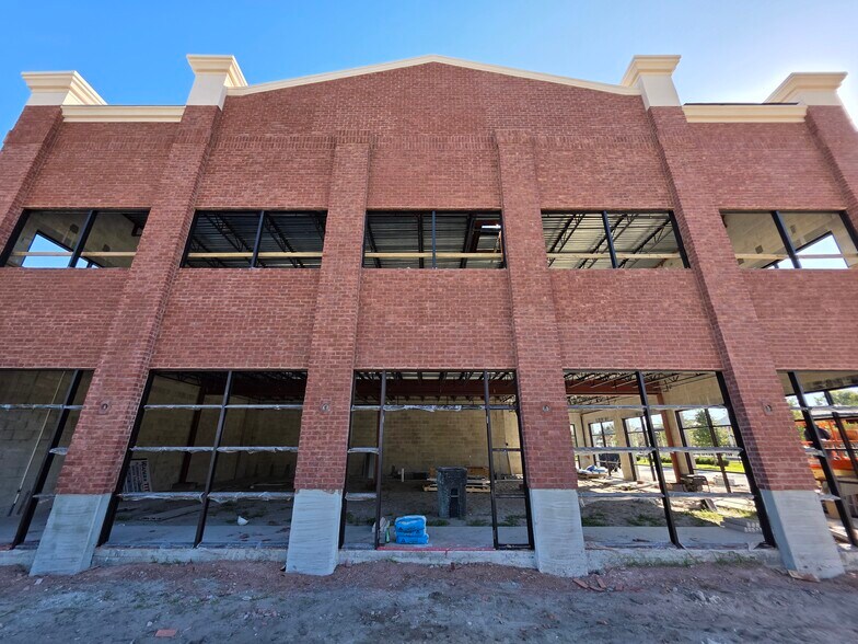 425 S Woodland Blvd, Deland, FL à vendre - Photo du bâtiment - Image 3 de 13