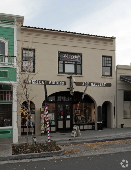 705 Sutter St, Folsom, CA à louer - Photo du bâtiment - Image 3 de 3