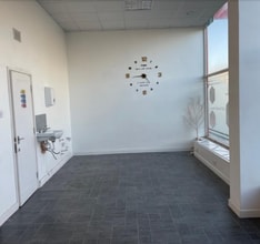 2-28 Parkhouse St, Ayr à louer Photo intérieure- Image 2 de 3