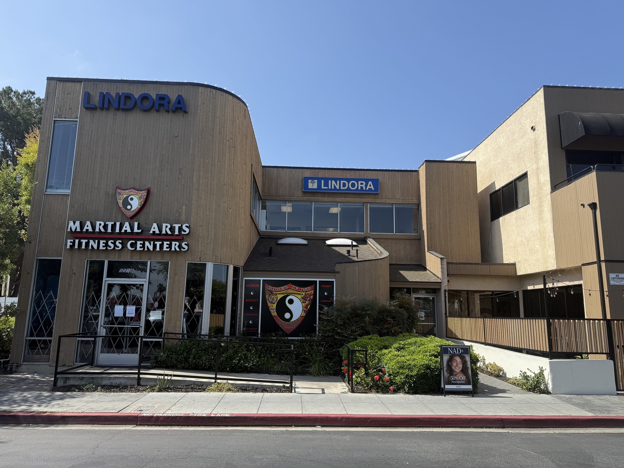 5512-5518 Britton Dr, Long Beach, CA for lease Interior Photo- Image 1 of 9