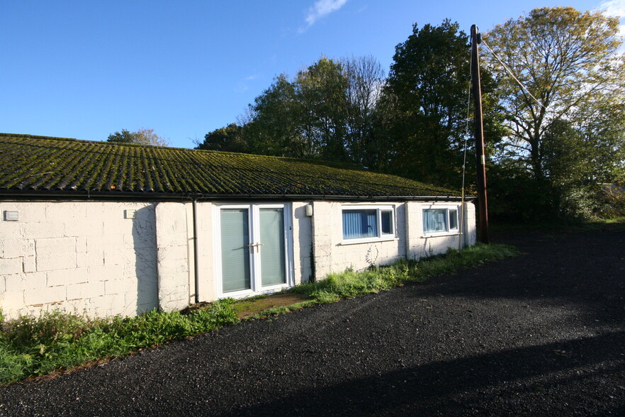 Sherfield English Ln, Romsey à louer - Photo du bâtiment - Image 2 de 2