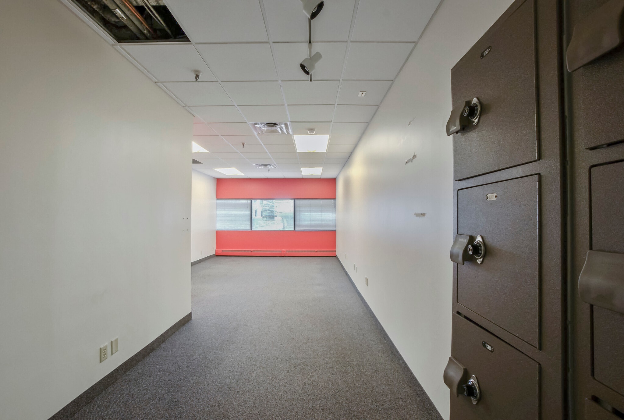 330 2nd Ave S, Minneapolis, MN for lease Interior Photo- Image 1 of 6