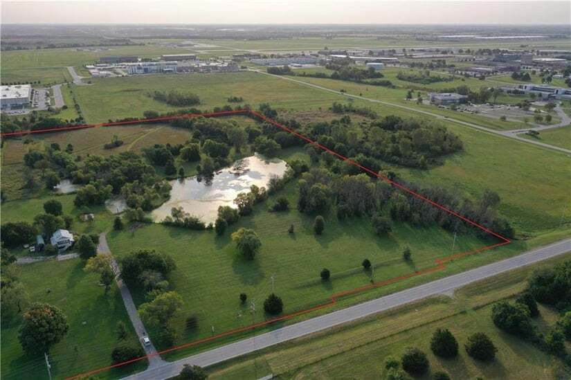 15665 S Moonlight Rd, Olathe, KS for sale - Aerial - Image 2 of 5