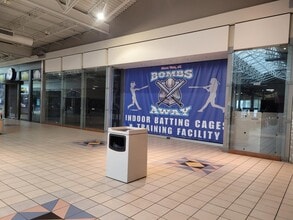 2200 El Mercado Loop, Sierra Vista, AZ for lease Building Photo- Image 2 of 3