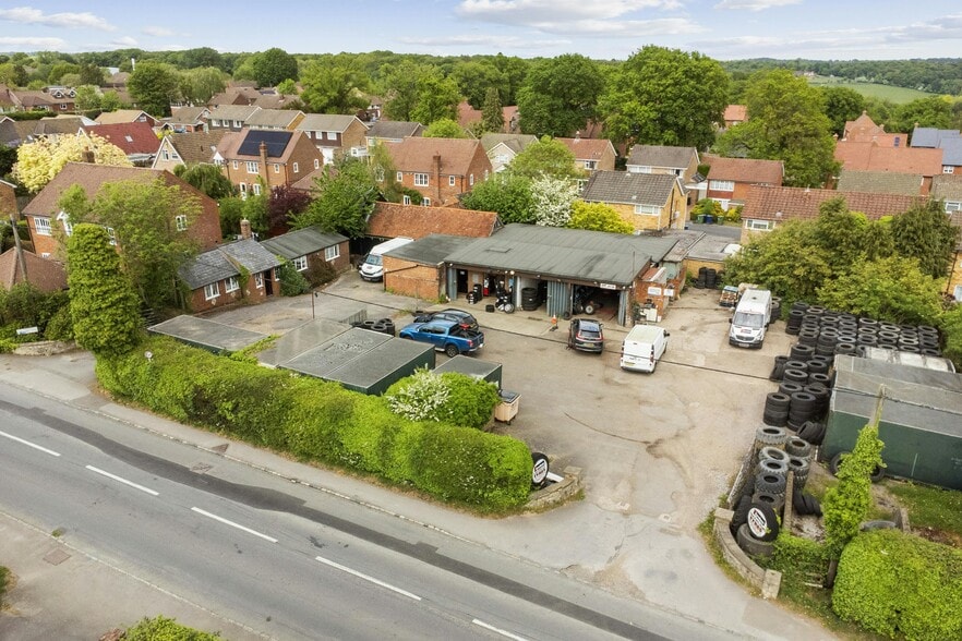 280 Main Rd, High Wycombe for lease - Building Photo - Image 1 of 21