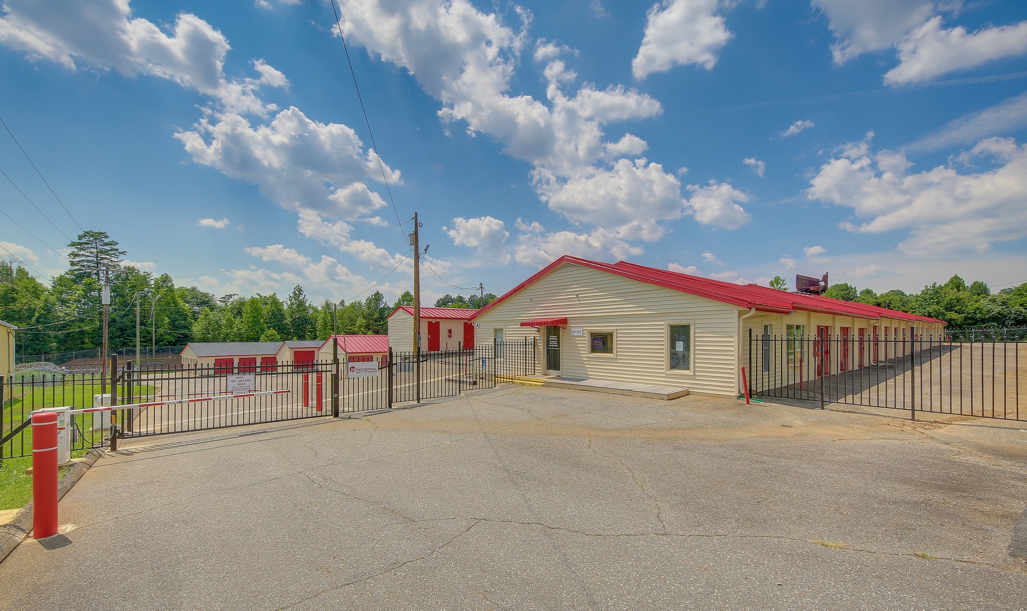 718 Robinson St, Lowell, NC for sale Primary Photo- Image 1 of 9