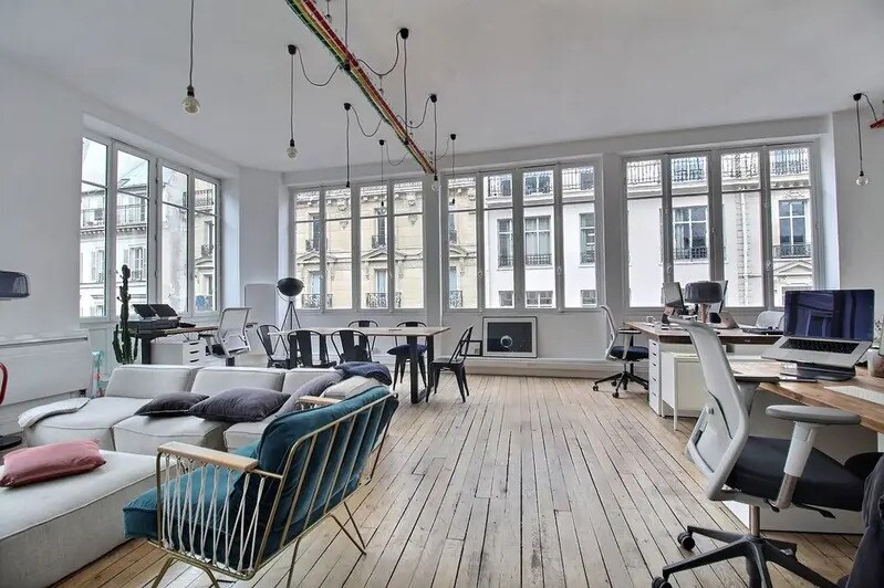 41 Rue De Paradis, Paris for lease - Interior Photo - Image 2 of 6