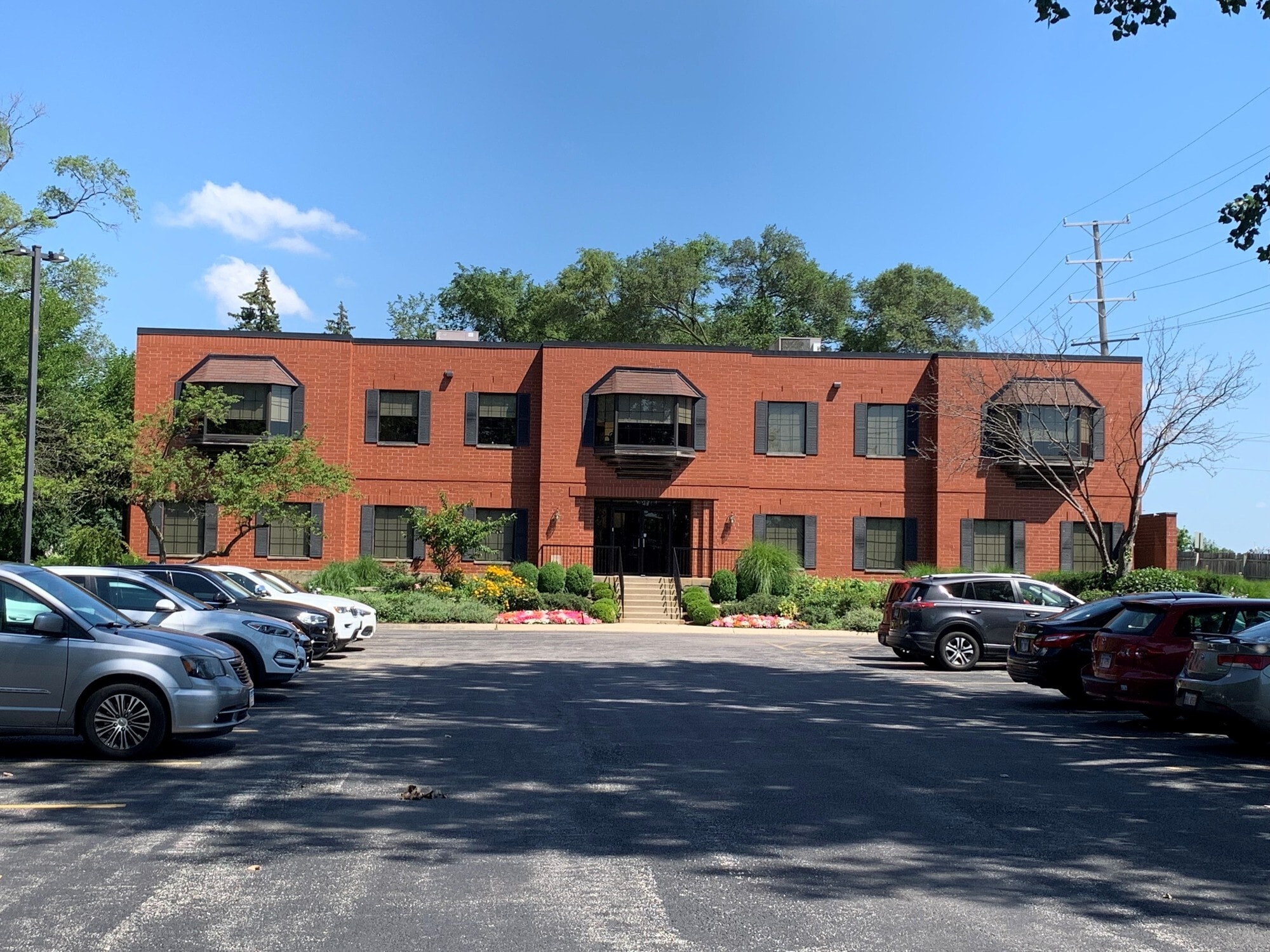 721 E Madison St, Villa Park, IL for lease Primary Photo- Image 1 of 9