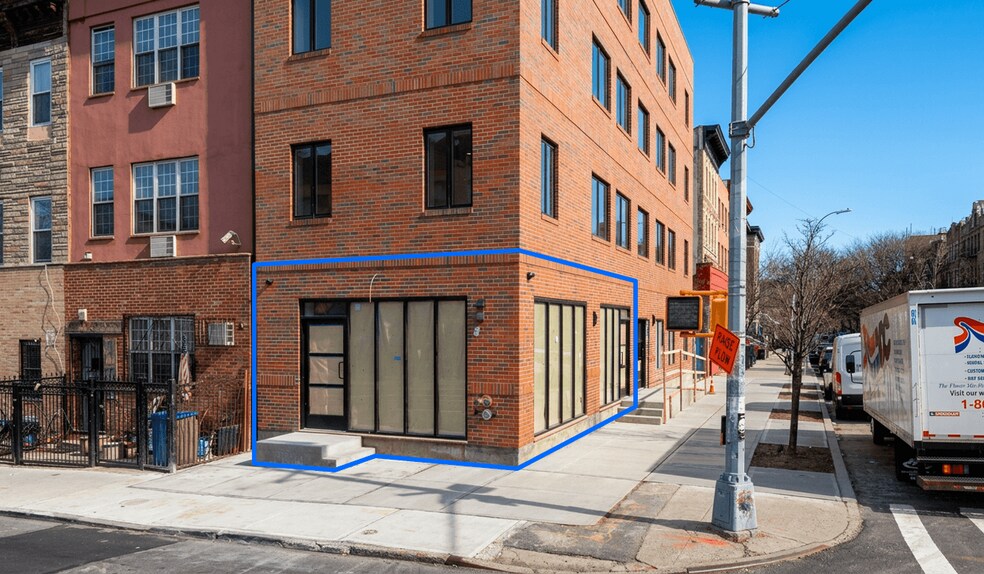 115 Rogers Ave, Brooklyn, NY à louer - Photo du bâtiment - Image 1 de 9