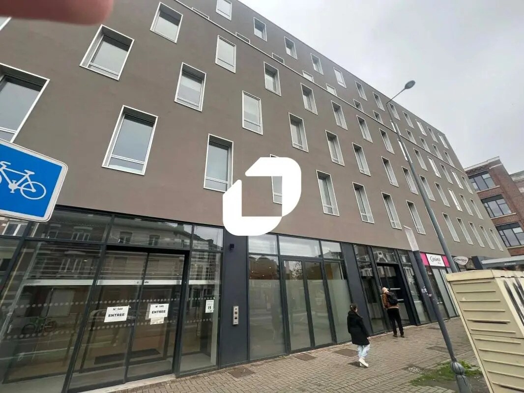 Rue De Douai, Lille for lease Building Photo- Image 1 of 24