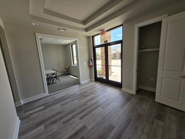 6110 Sienna Ranch Rd, Missouri City, TX à louer - Photo du bâtiment - Image 3 de 21