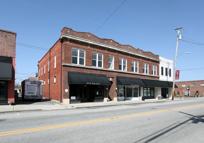 Plus de détails pour 104-106 W Main St, Wallace, NC - Bureau/Commerce de détail à louer
