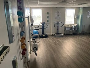 85 Grand Canal Dr, Miami, FL for lease Interior Photo- Image 2 of 8