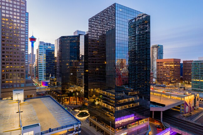 Plus de détails pour 401 9th Ave SW, Calgary, AB - Commerce de détail à louer