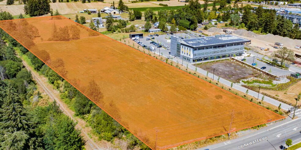 3045 Drinkwater Rd, Duncan, BC for sale - Building Photo - Image 2 of 2