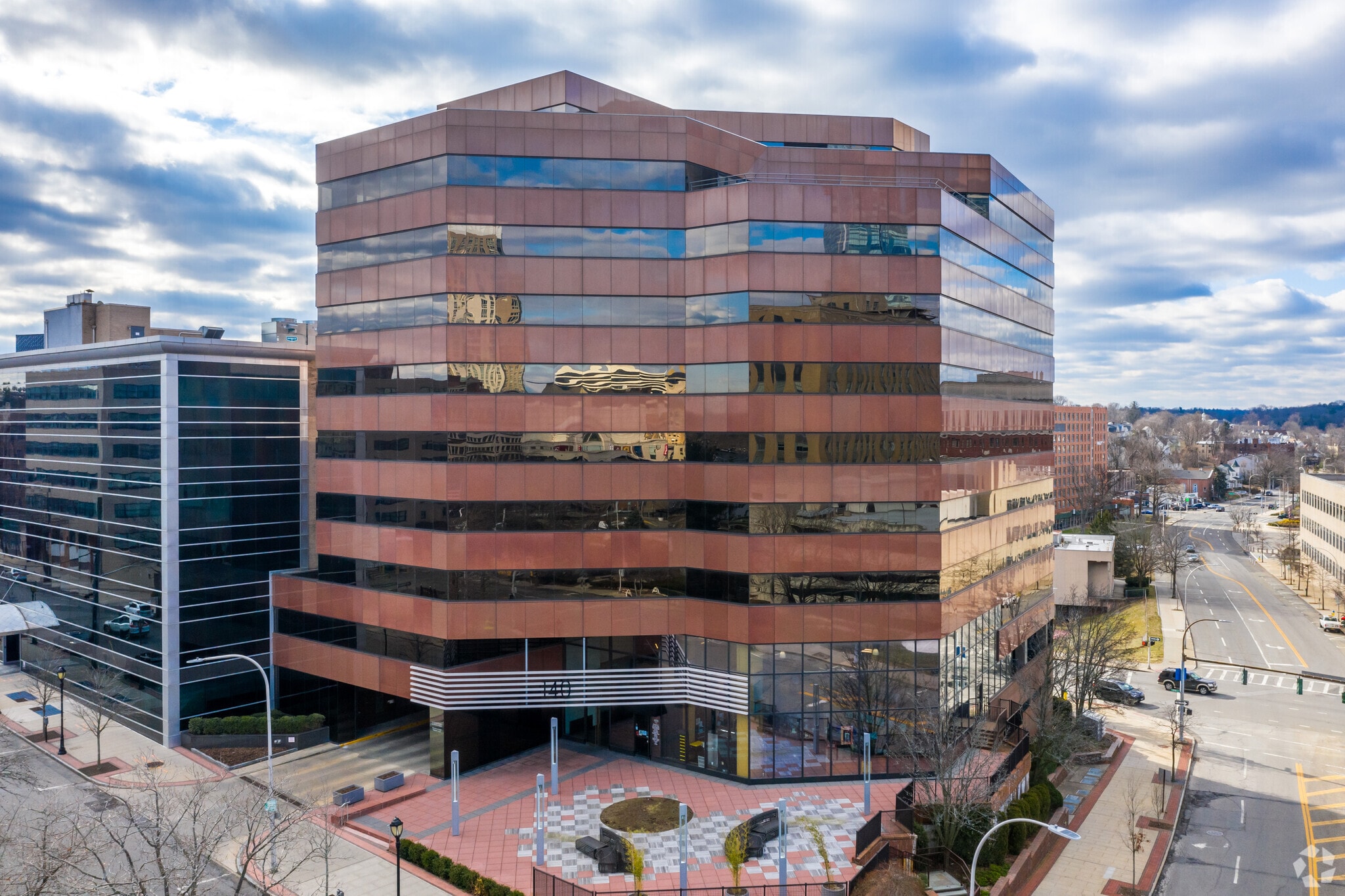 140 Grand St, White Plains, NY for lease Primary Photo- Image 1 of 5