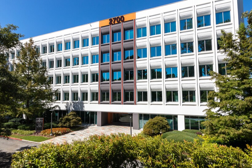 2700 Cumberland Pky SE, Atlanta, GA à louer - Photo du bâtiment - Image 1 de 15