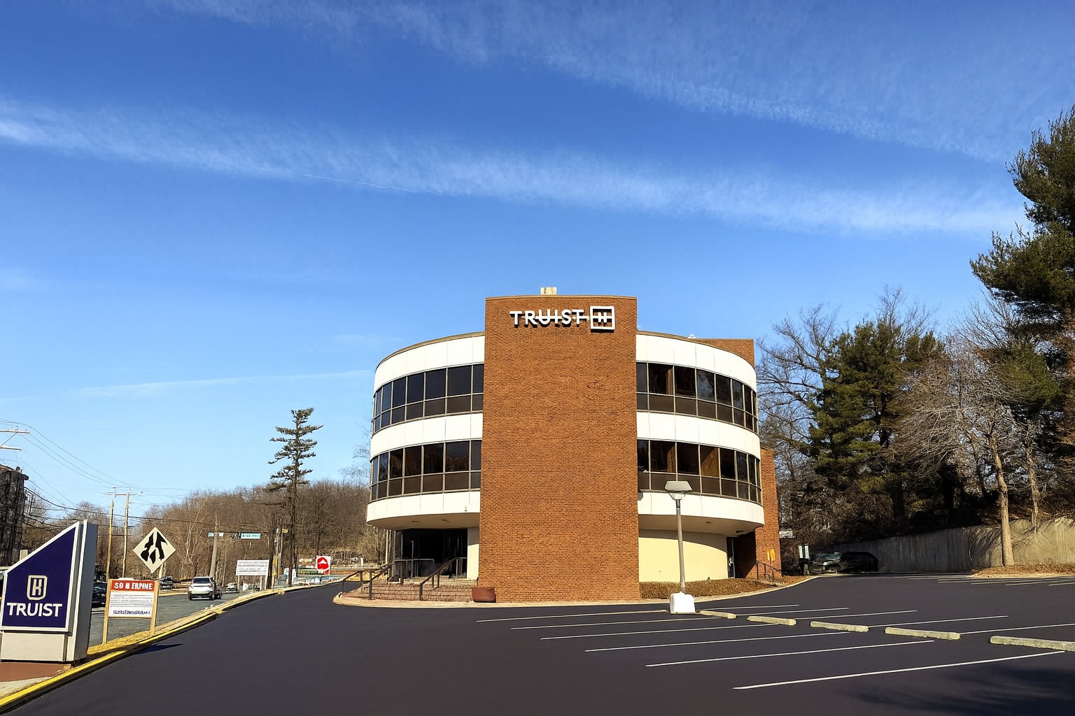 667 Welsh Rd, Huntingdon Valley, PA for sale Primary Photo- Image 1 of 15