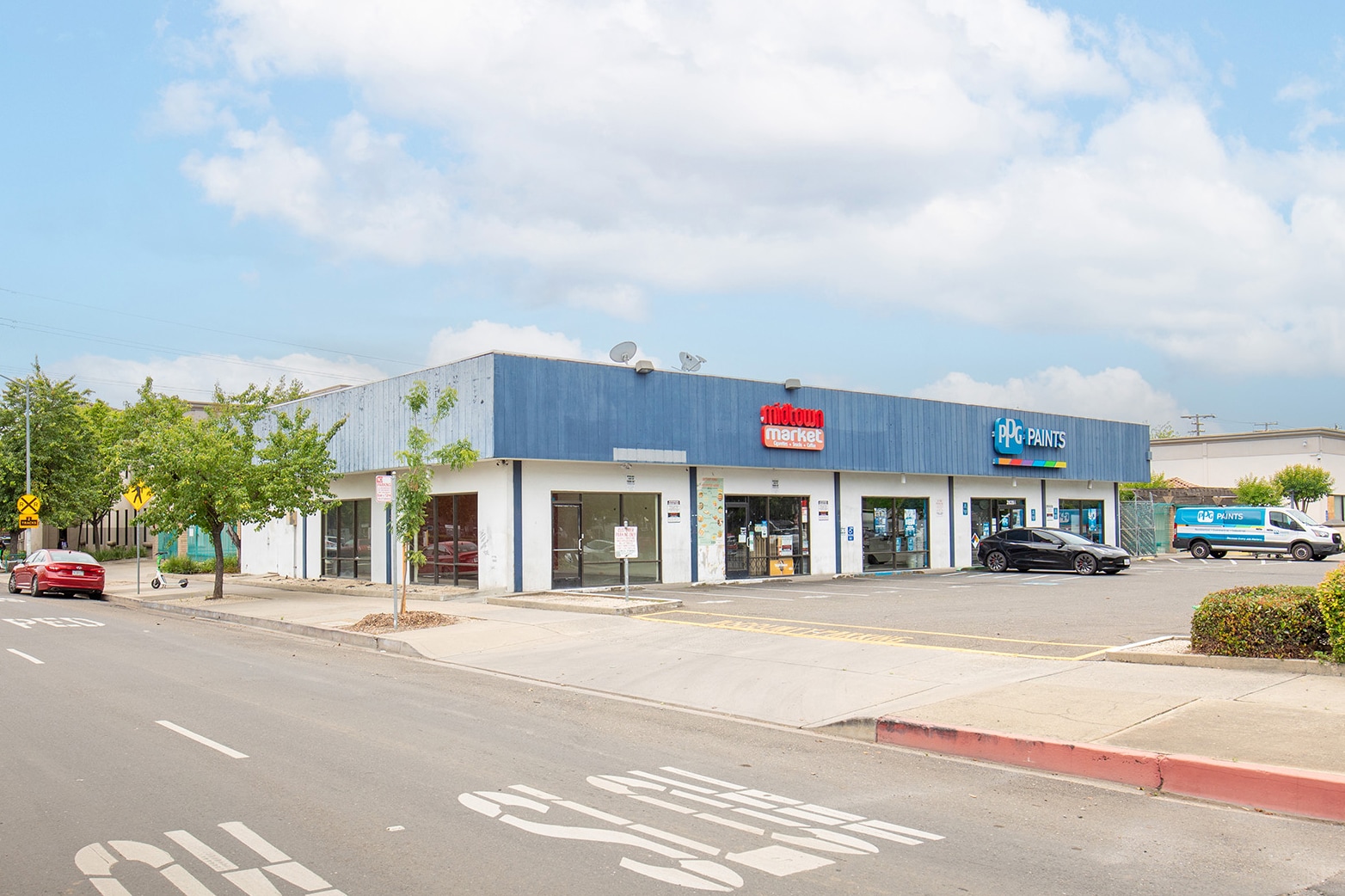 2828 Q St, Sacramento, CA for lease Building Photo- Image 1 of 16