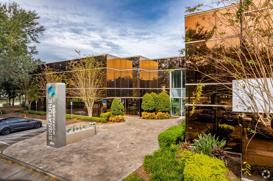 3903 Northdale Blvd, Tampa, FL à louer - Photo principale - Image 1 de 46