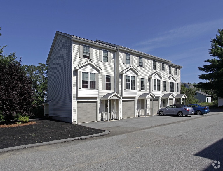 42 Rogers, Tewksbury, MA à vendre - Photo principale - Image 1 de 3