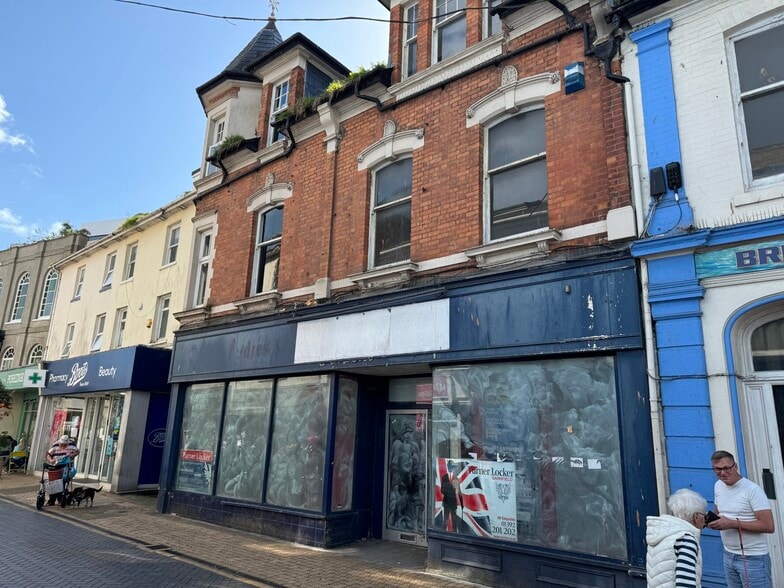 7-9 Fore St, Brixham for sale - Building Photo - Image 2 of 12