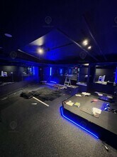 31-57 Vernon Blvd, Long Island, Long Island City, NY for lease Interior Photo- Image 2 of 8