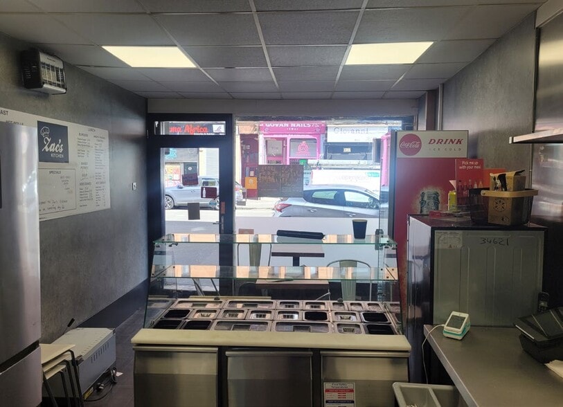 869-879 Govan Rd, Glasgow for lease - Interior Photo - Image 2 of 2